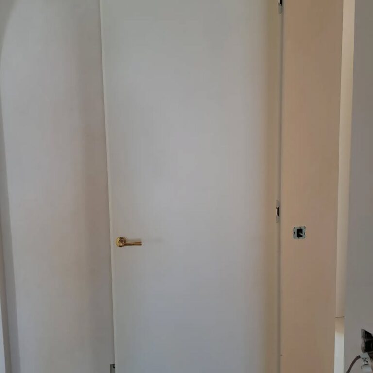 Renova Balear Pinturas trabajos Barnizados y Lacados_2 mallorca